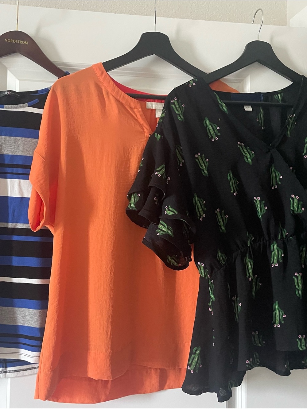 3 tops size M